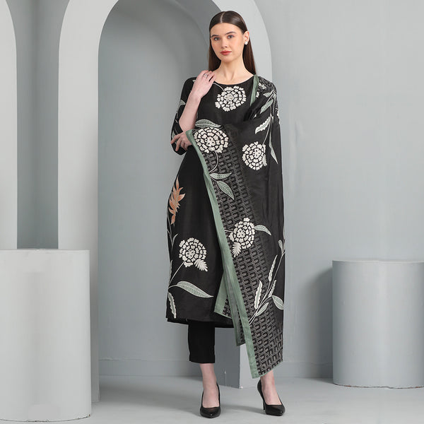 Chic Black Floral Pattern Printed Salwar Suit