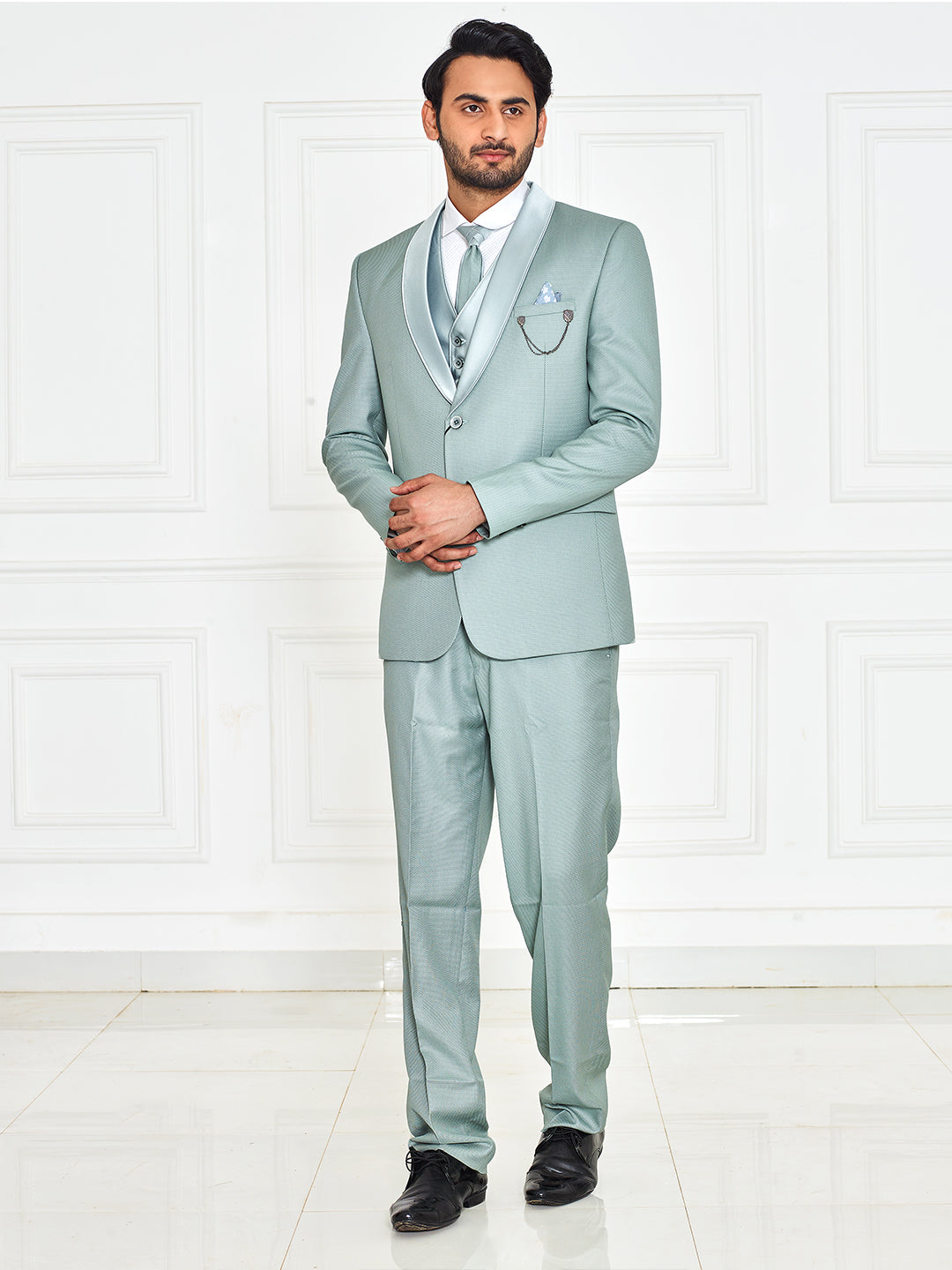 Best Online Suit & Tuxedo Rental for Men | Generation Tux