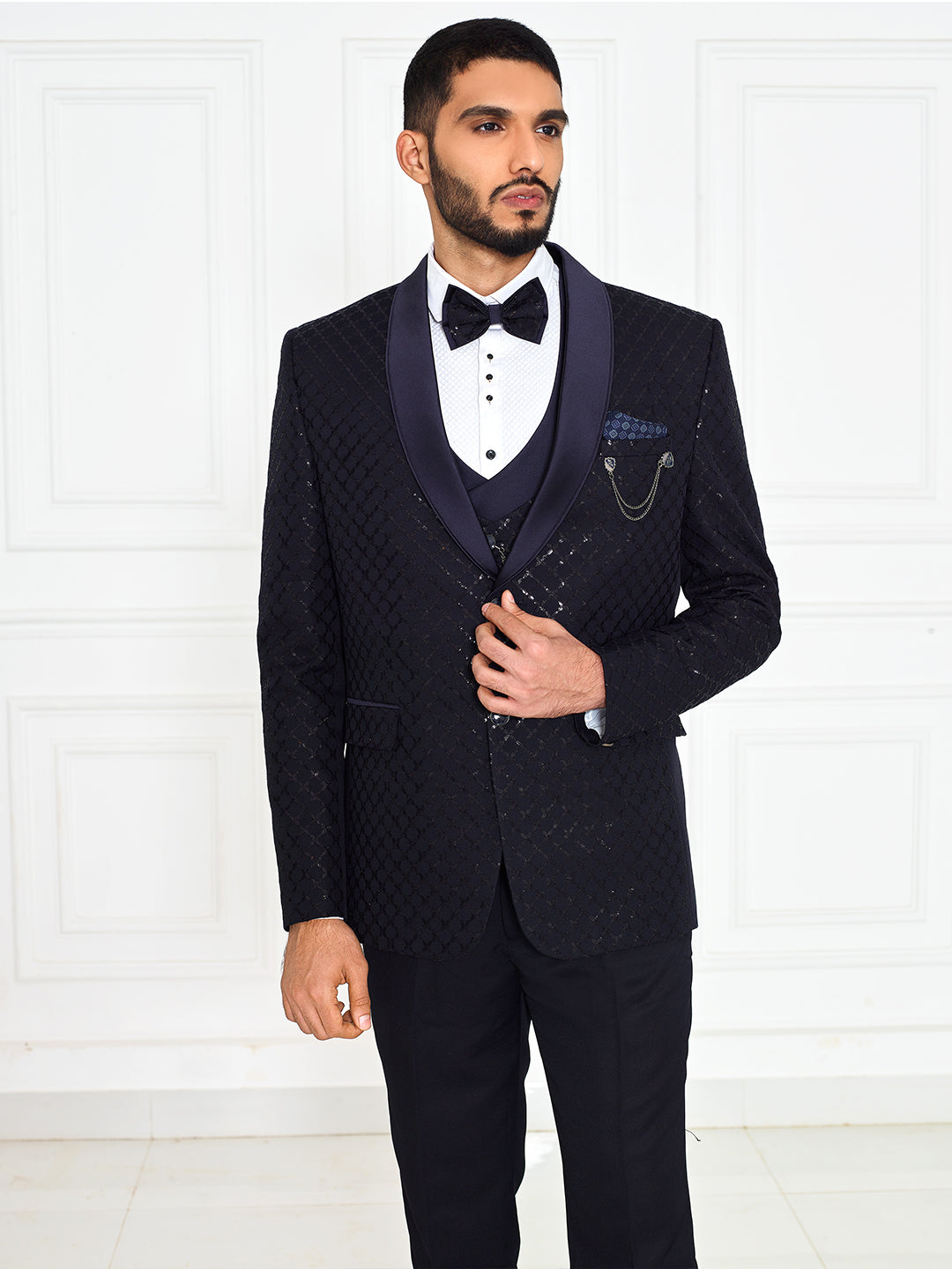 Trending Men's Suit Ideas for 2024 Weddings