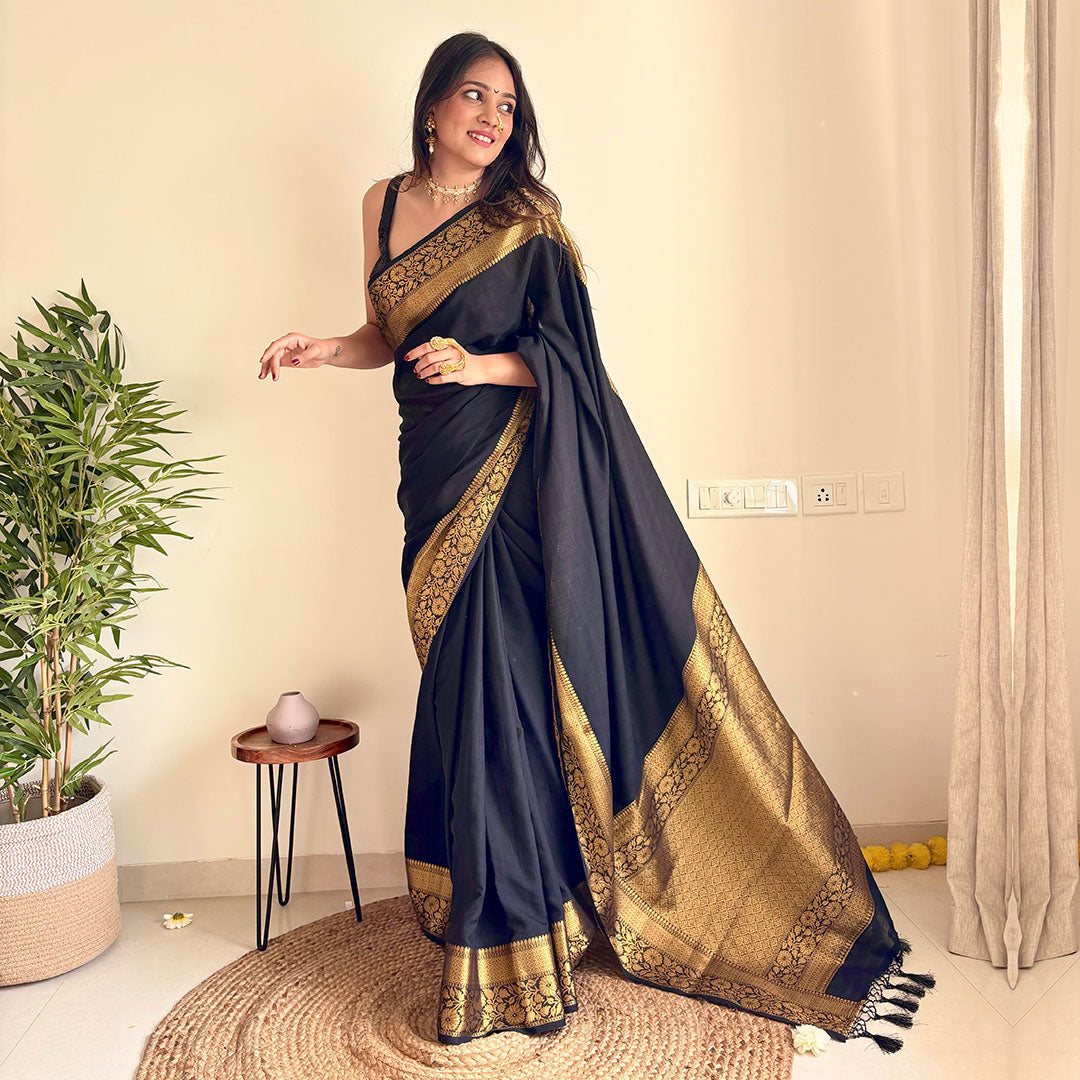 Modern and stylish saree designs for girls || Designer sarees 2019 -  Fashion Friendly - YouTube