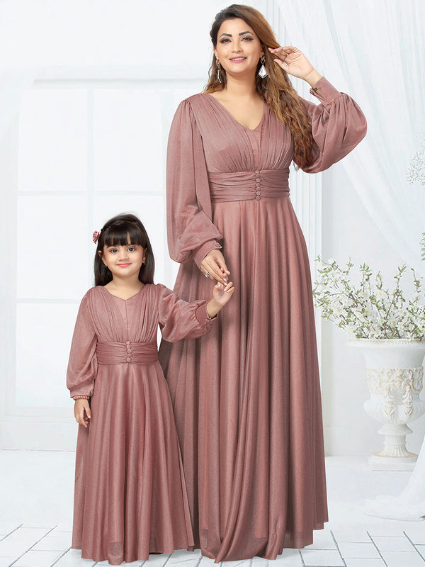 Buy Mother Daughter Dresses | Twinning Combos | Suvidha Fashion Buy Mother Daughter Dresses | Twinning Combos | Suvidha Fashion